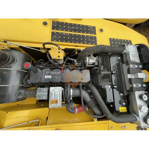 2023 Komatsu PC220-8MO-41691342