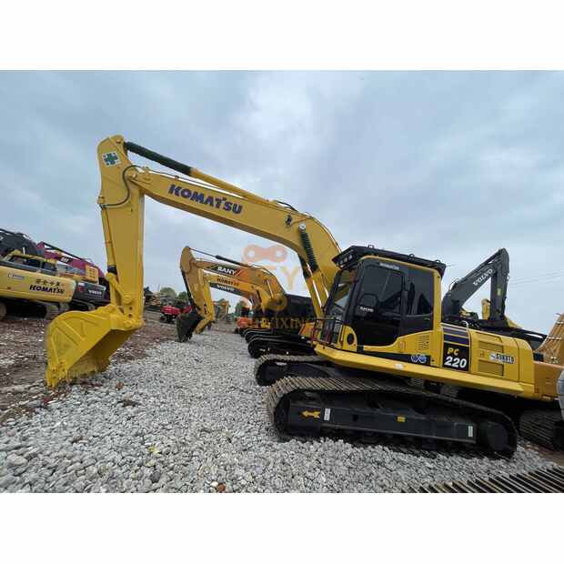 2023 Komatsu PC220-8MO-41691355