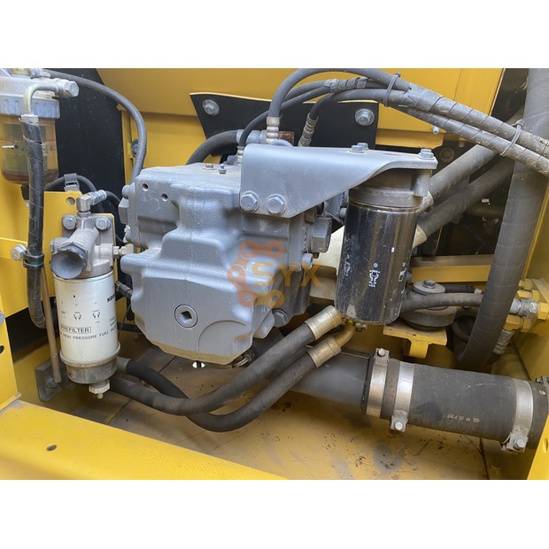 2022 Komatsu PC220-8N1-41691475