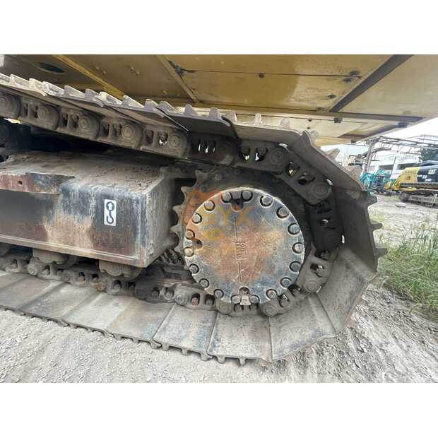 2024 Komatsu PC220-8N1-41691758