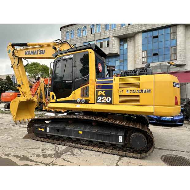 2021 كوماتسو PC220-8N1-41691872