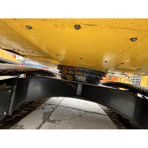 2021 كوماتسو PC220-8N1-41691875