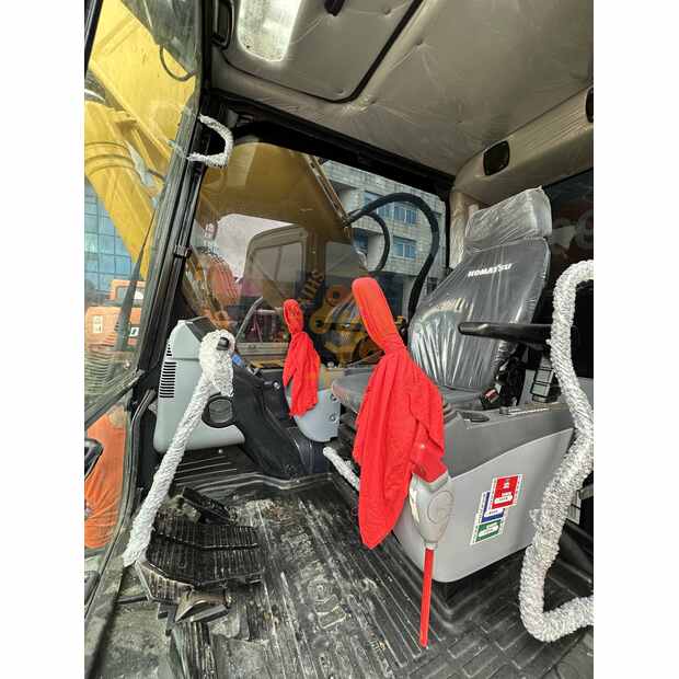 2021 كوماتسو PC220-8N1-41691882