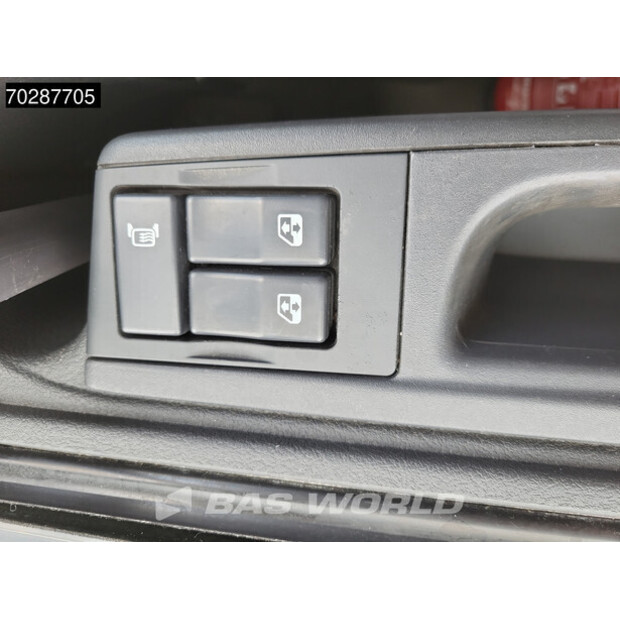 2021 Renault D210-41691987