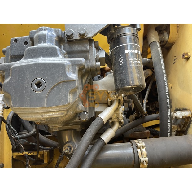 2021 Komatsu PC240-8-41692038