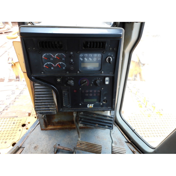 2007 Caterpillar D6R-41692730