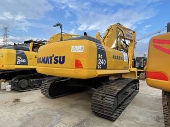 Image for EXCAVATORS 2022 Komatsu PC240-8