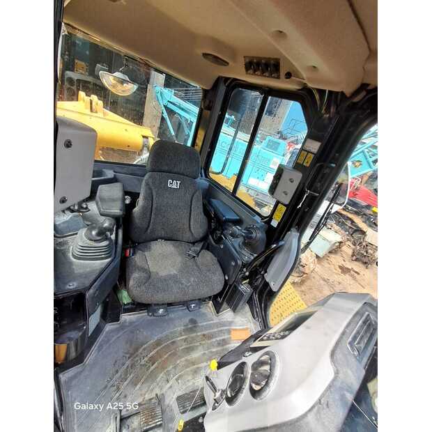 2023 Caterpillar D8-41692767