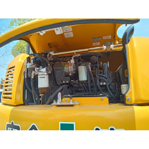 2023 Komatsu PC70-8-41692769