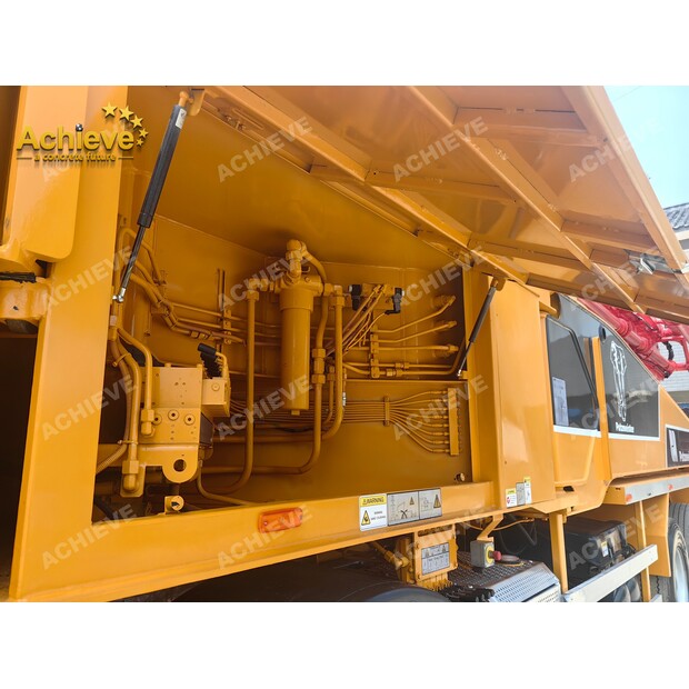 2019 بتزميستر M49-5-41692832