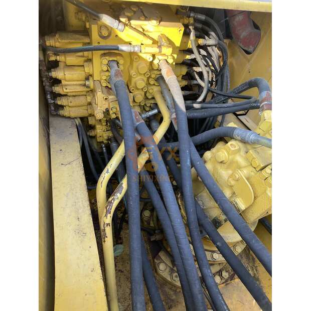 2022 Komatsu PC270-41693075