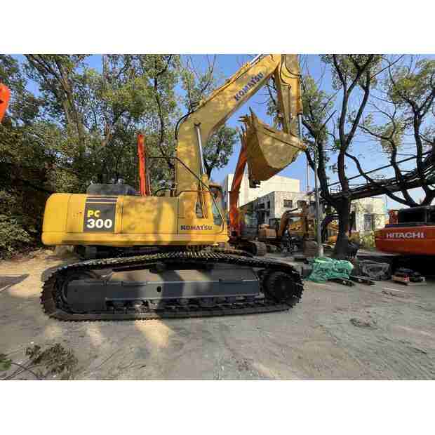 2022 Komatsu PC300-41693088