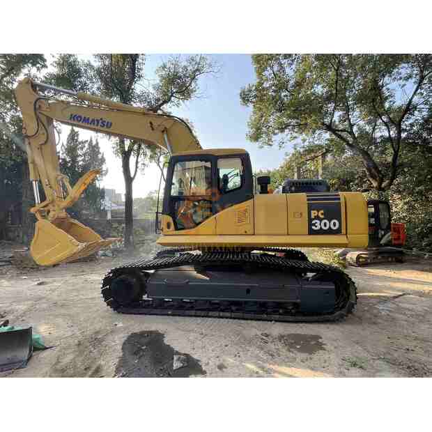 2022 Komatsu PC300-41693089