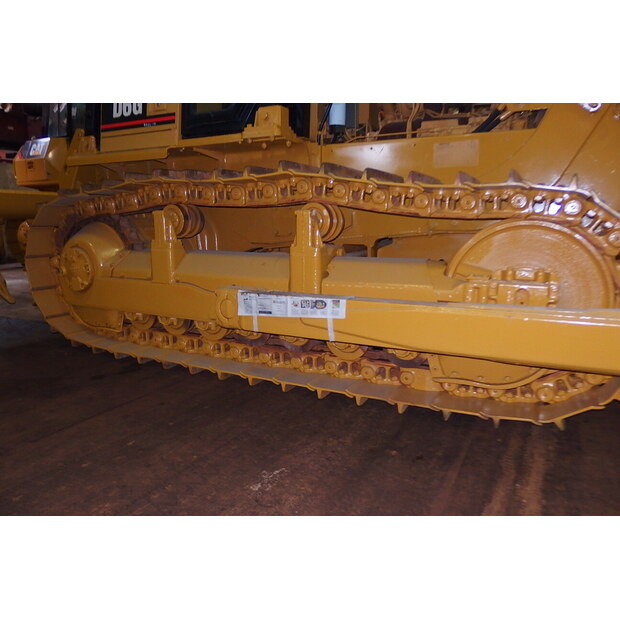 2004 CATERILLAR D6G-41693107
