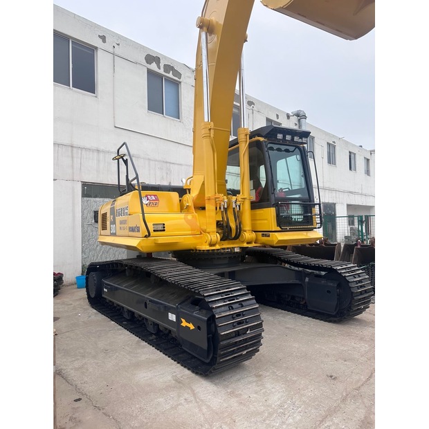 2023 Komatsu PC300-8-41693124