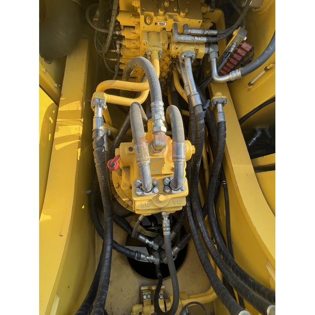 2023 Komatsu PC350-41693140