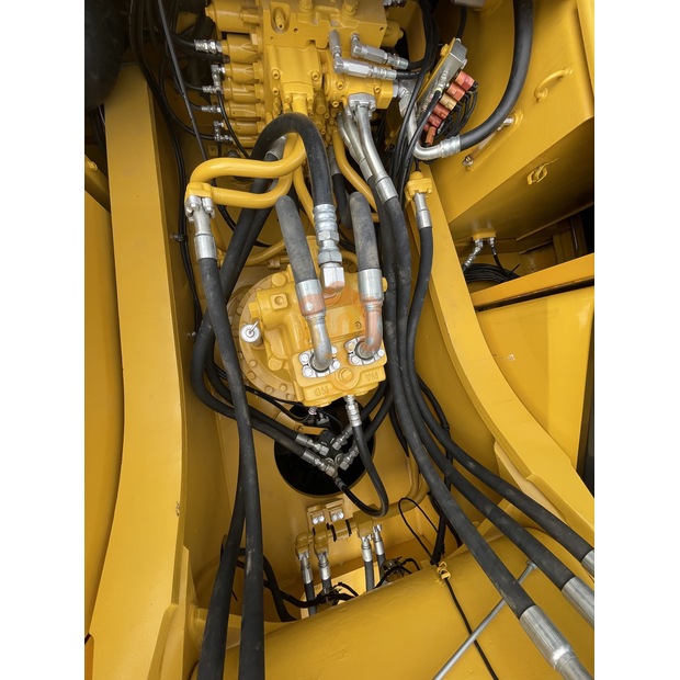 2022 Komatsu PC350-41693146