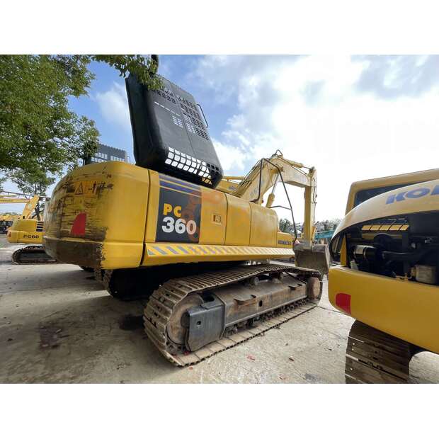2021 Komatsu PC360-41693329