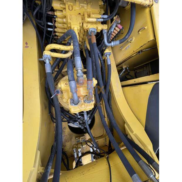 2022 Komatsu PC360-41693352