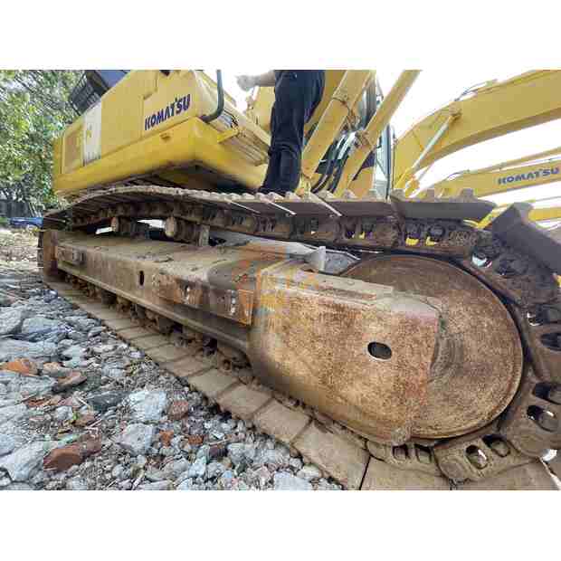 2022 Komatsu PC400-41693404