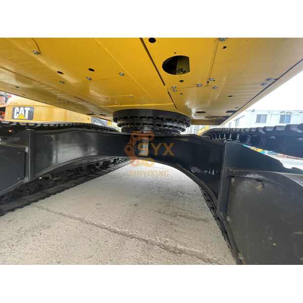 2023 Komatsu PC400-8R-41693417