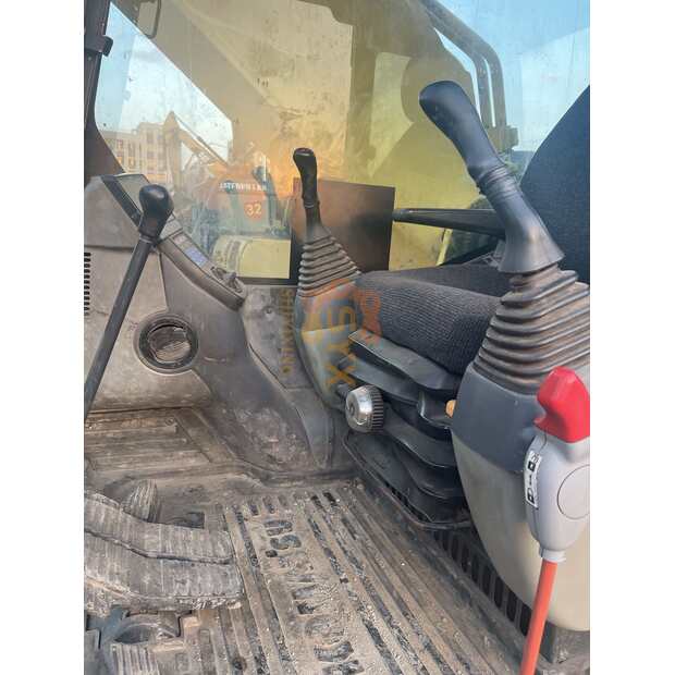 2021 Komatsu PC400-8R-41693448
