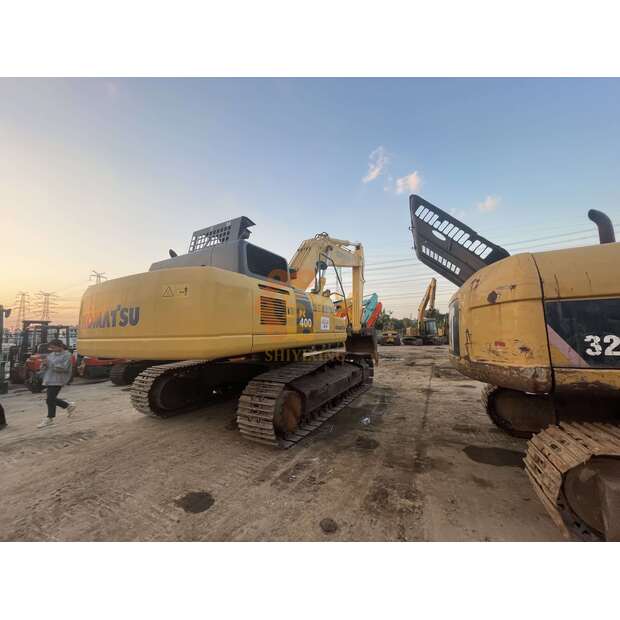2021 Komatsu PC400-8R-41693450