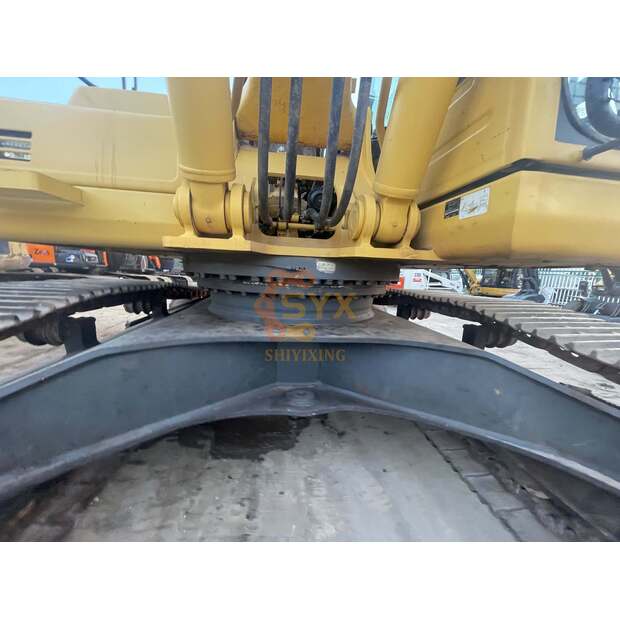 2021 Komatsu PC400-8R-41693454