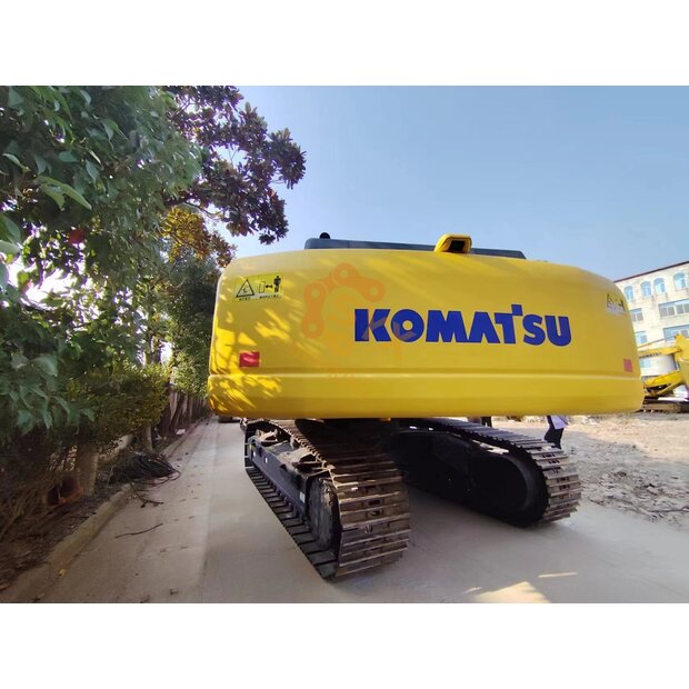2023 Komatsu PC400-8R-41693472