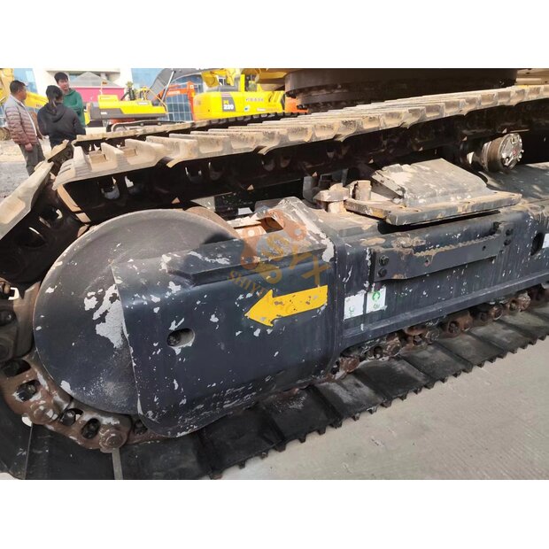 2023 Komatsu PC400-8R-41693473
