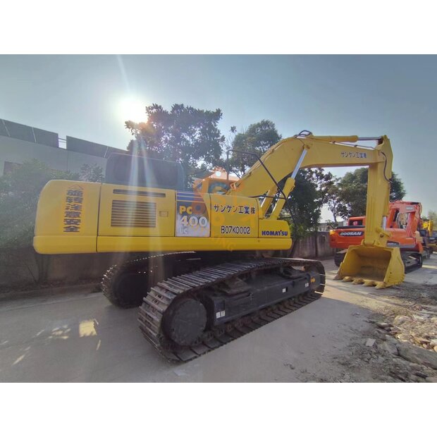 2023 Komatsu PC400-8R-41693481