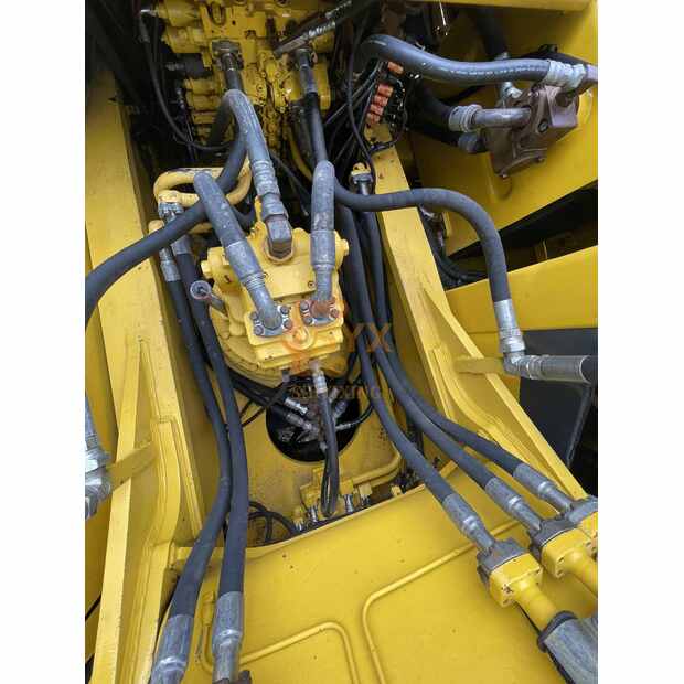 2022 Komatsu PC400-8R-41693493