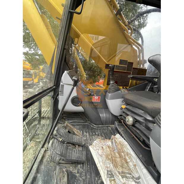 2022 Komatsu PC400-8R-41693502