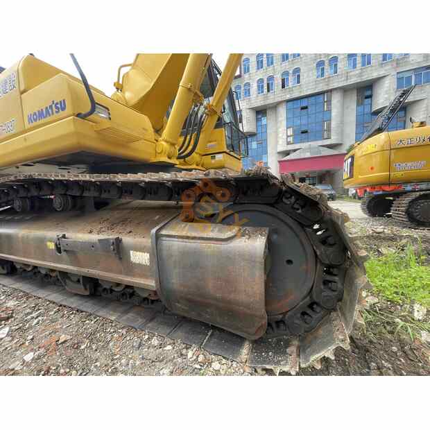 2022 Komatsu PC400-8R-41693522