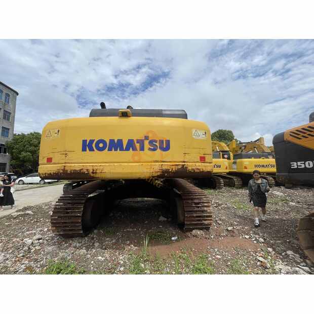 2022 Komatsu PC400-8R-41693527