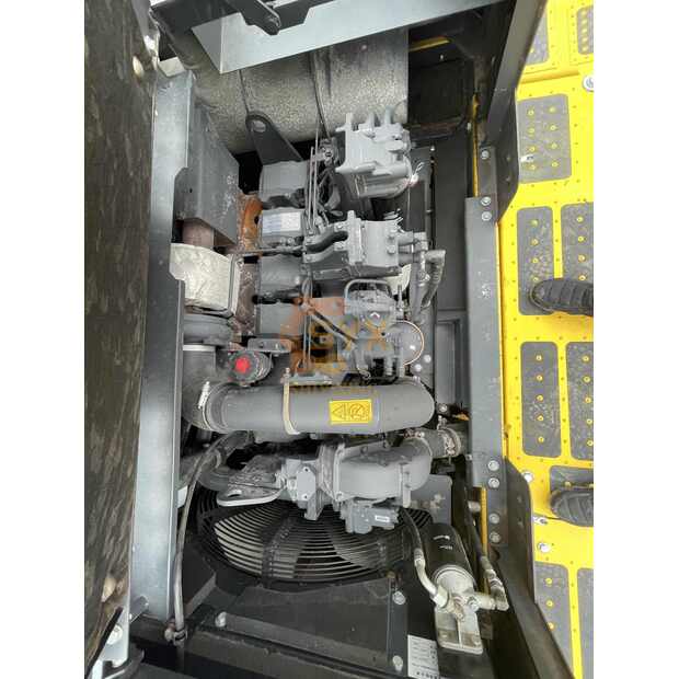 2021 Komatsu PC450-8-41693656