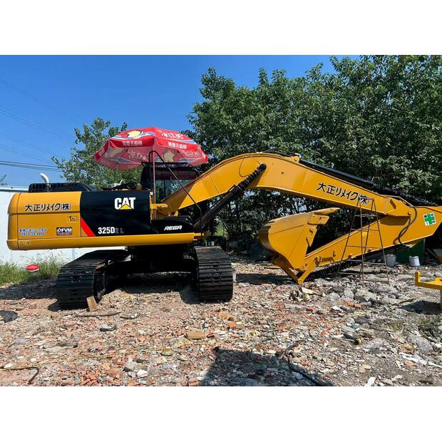 2023 Caterpillar 325D2L-41693674