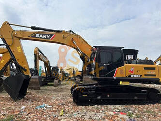 صورة ل حفارات مجنزرة 2021 ساني SY335H