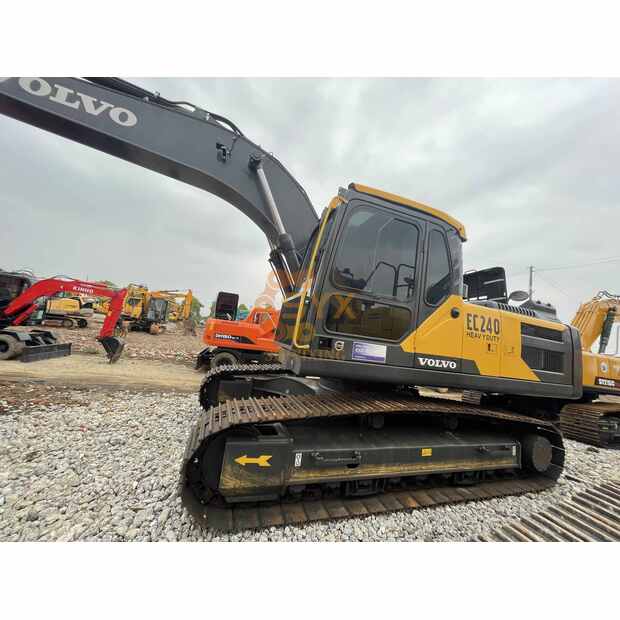 2022 Volvo EC240B-41693926