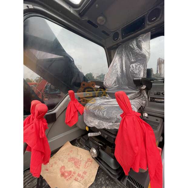 2022 Volvo EC240B-41693928