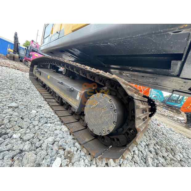 2022 Volvo EC240B-41693932