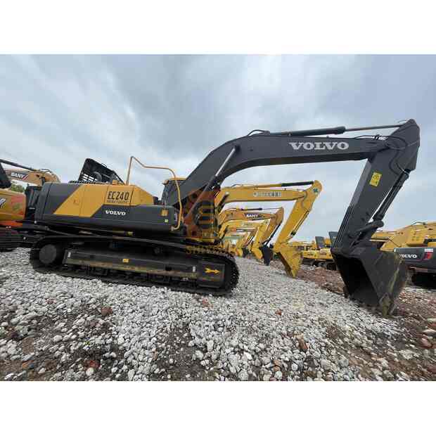 2022 Volvo EC240B-41693943