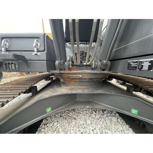 2022 Volvo EC240B-41693948