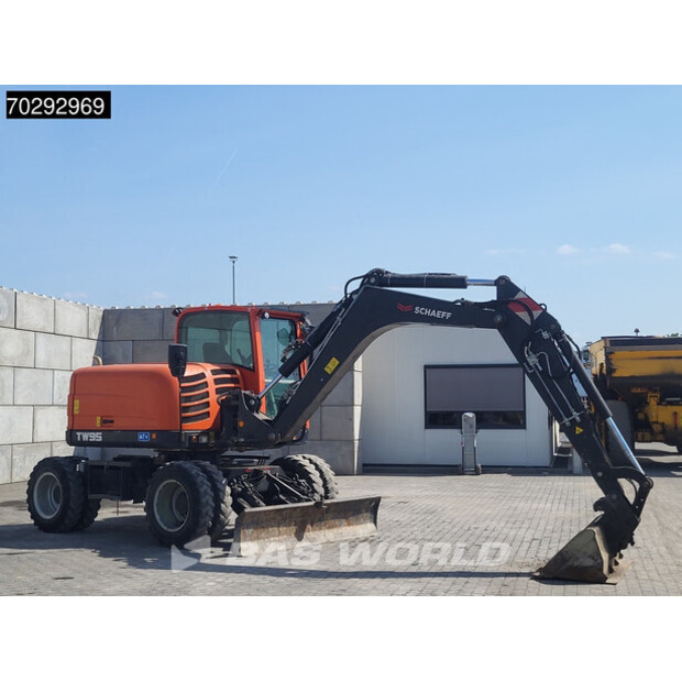 2020 شيف TW95-41694827