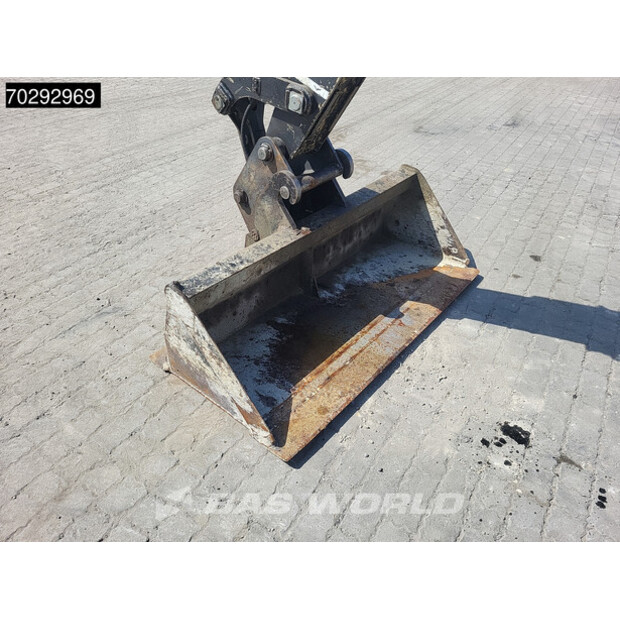 2020 شيف TW95-41694837