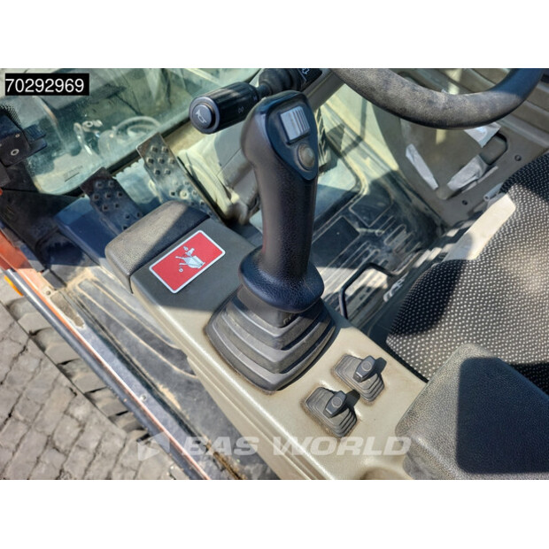 2020 شيف TW95-41694851