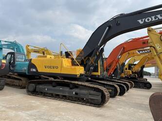 صورة ل حفارات مجنزرة 2022 فولفو EC290BLC