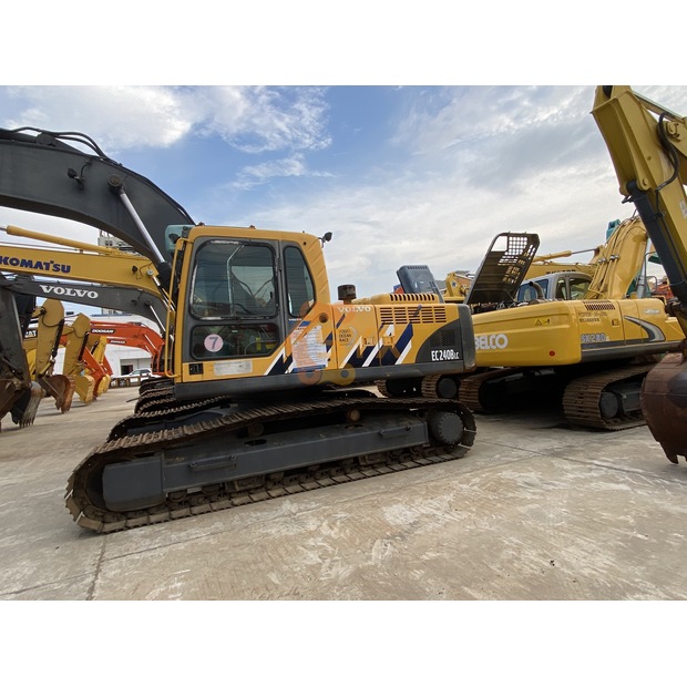 2022 Volvo EC240BLC-41694944