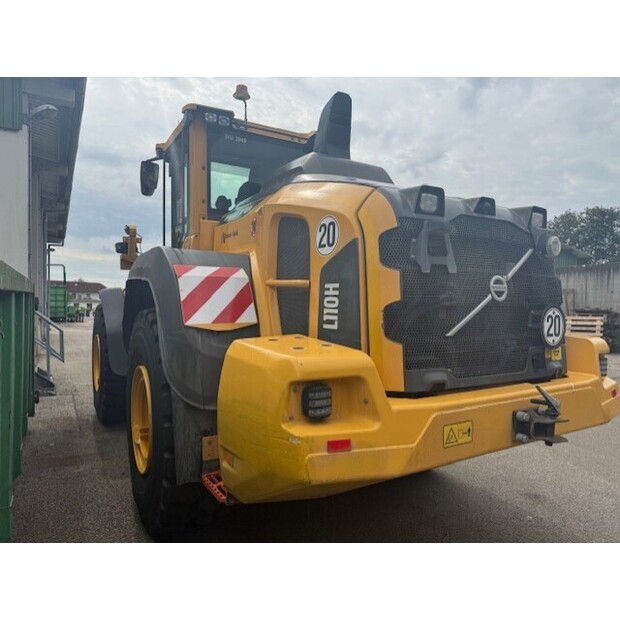 2021 فولفو L110H-41702773