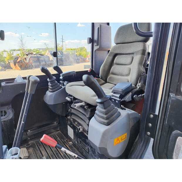 2017 KUBOTA KX71-3-41702941
